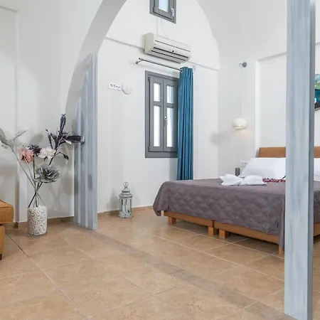 Ladas Apartment *
